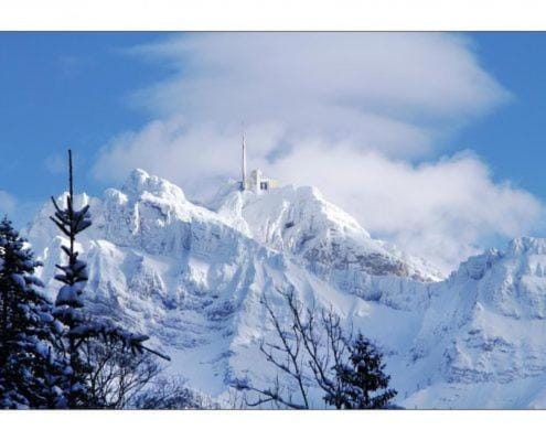 Nearby landmark, Day, Natural landscape, Winter, Mountain view