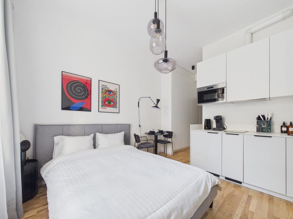 Bed, Kitchen or kitchenette, Photo of the whole room, Bedroom