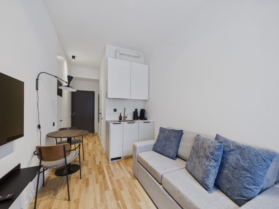 Living room, kitchen