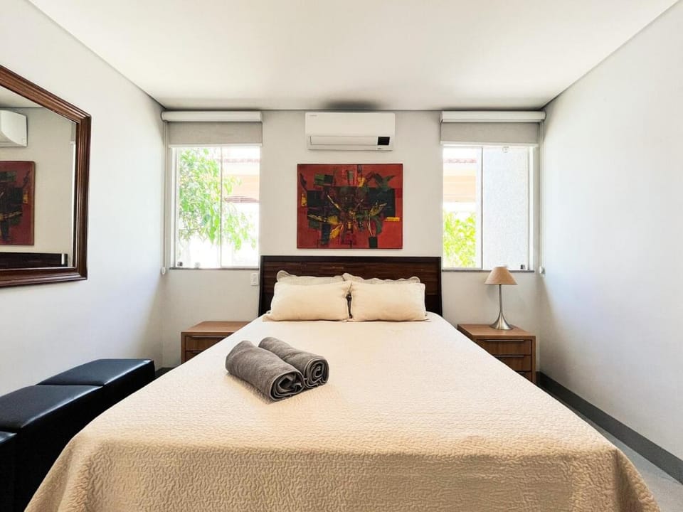 Bed, Bedroom, air conditioner
