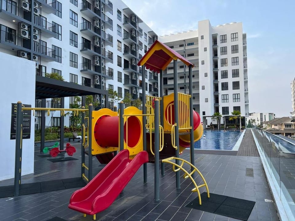 Armadale Galacity Kuching 5 pax Apartment in Kuching