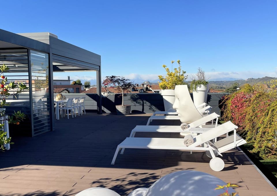 Villa Vitae - Langhe Panorama Apartment in Piedmont