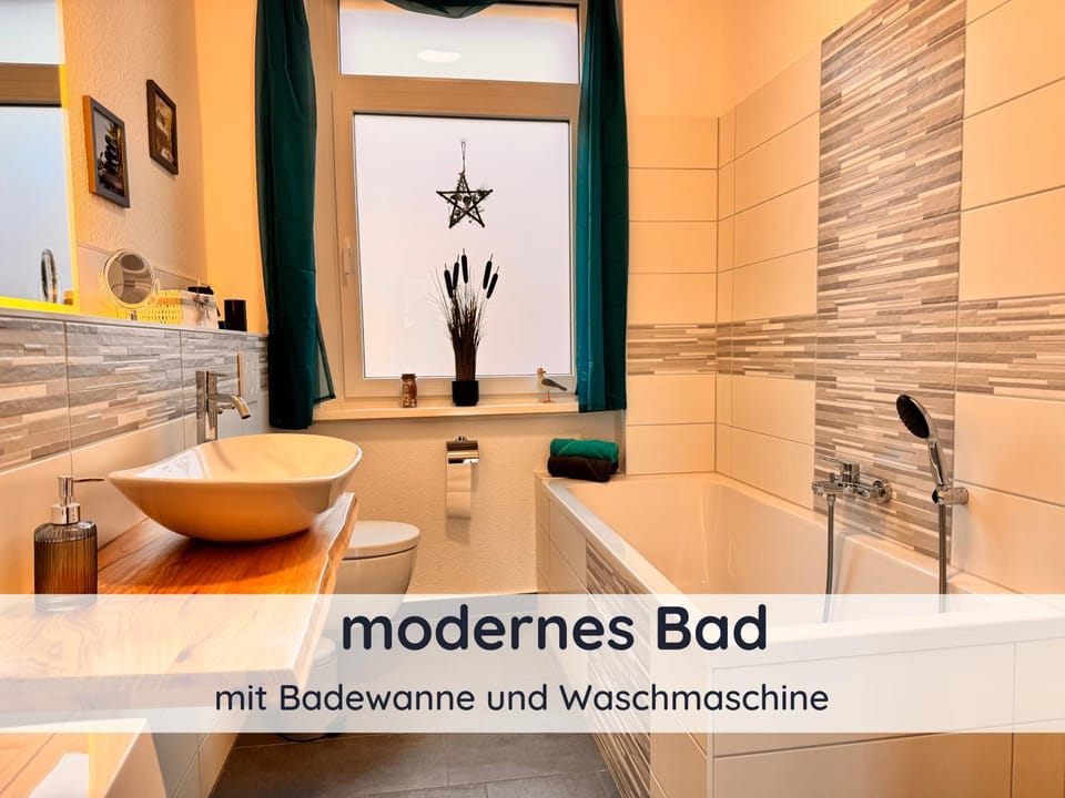 Bathroom, Bath, washing machine