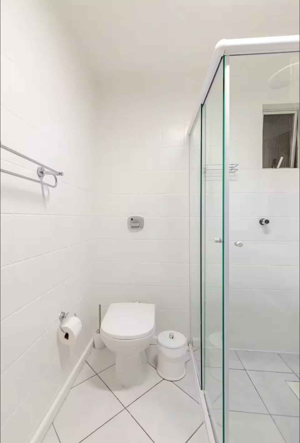 Lindo apto beira mar com garagem e internet Apartment in Camboriú