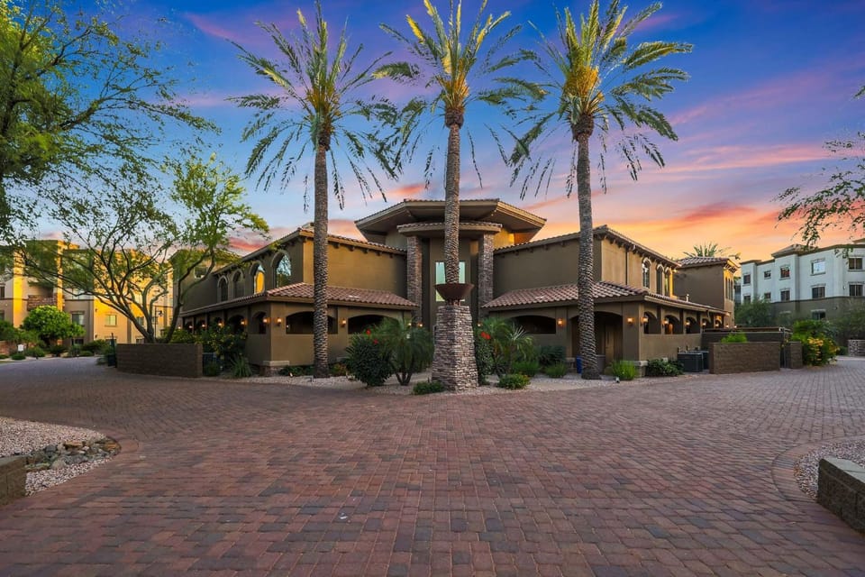 Villa Serenity condo Apartment in Desert Ridge