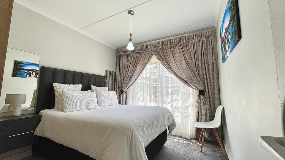 The Blyde - Lagoon Facing 3 Bedroom apartment Apartment in Pretoria