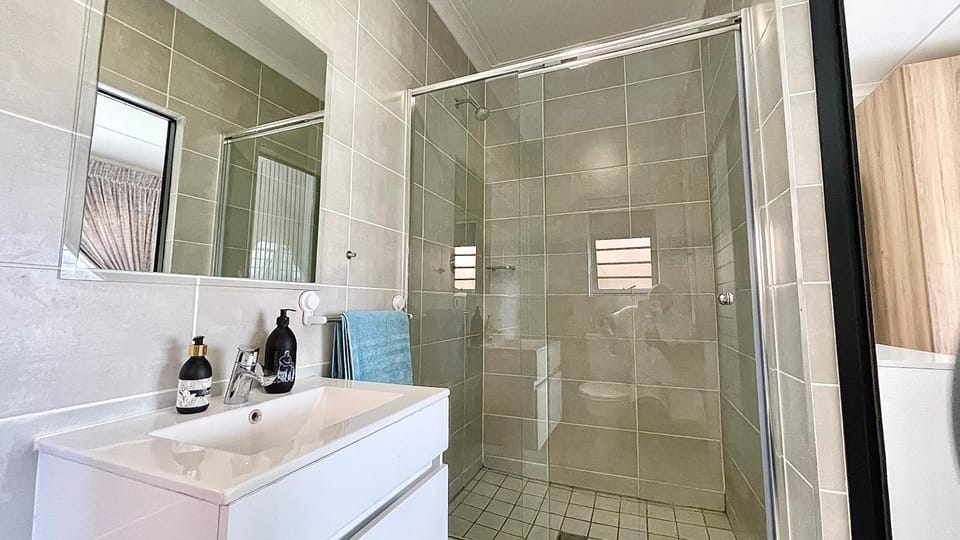 The Blyde - Lagoon Facing 3 Bedroom apartment Apartment in Pretoria