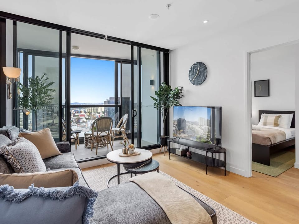 Premium 2BR Valley Stay Parking Free Apartment in Brisbane