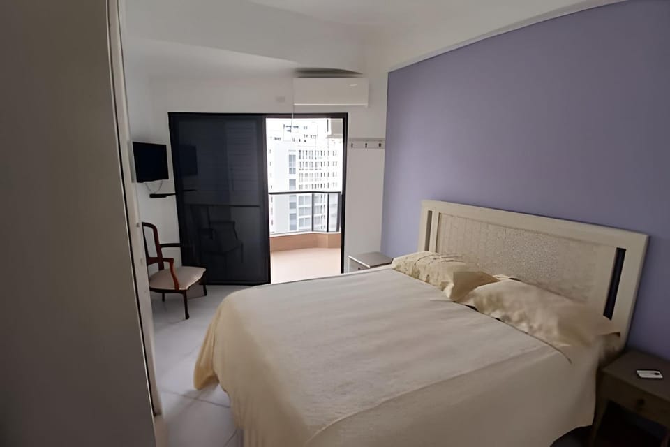 View (from property/room), Photo of the whole room, Bedroom