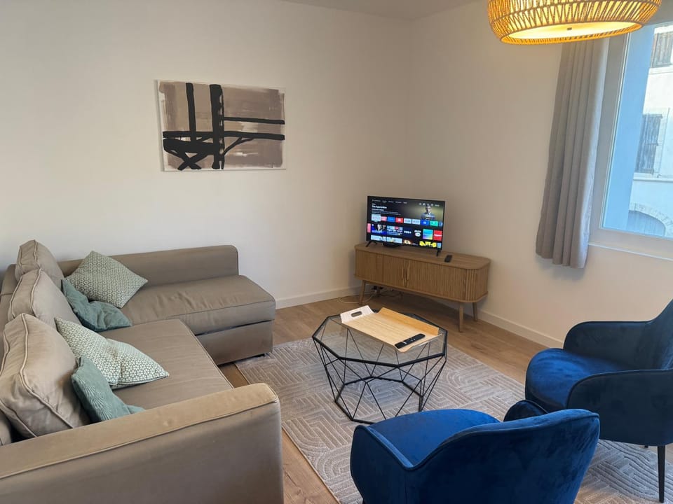 TV and multimedia, Living room