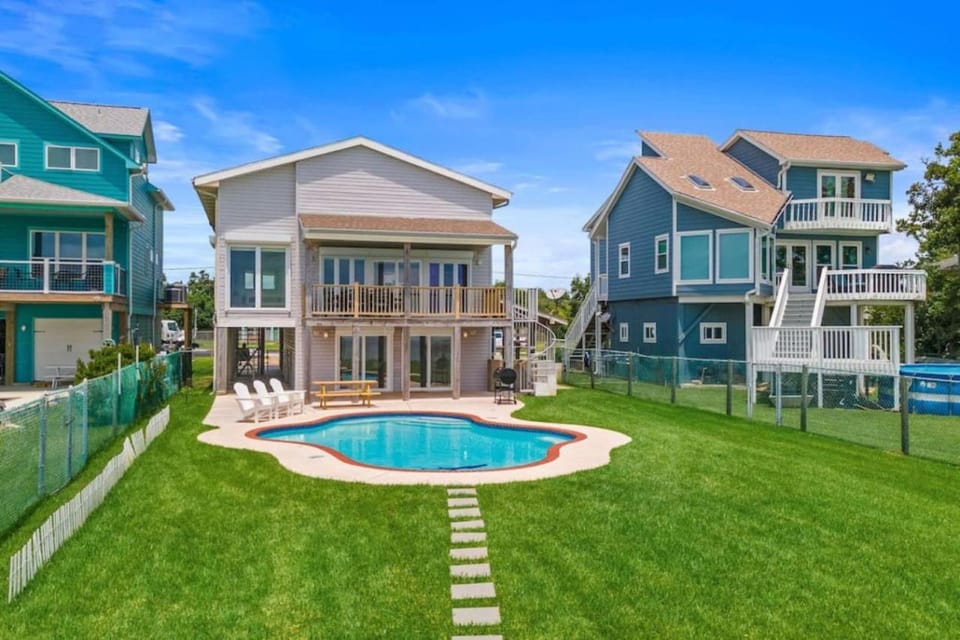 Galveston Bay Front Home with Private Pool and Pier House in San Leon