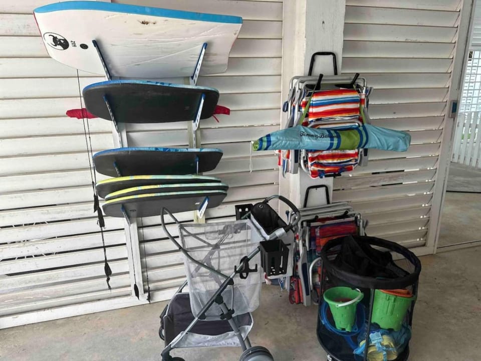 Large, Beautiful Home Close to the Beach House in Galveston Island