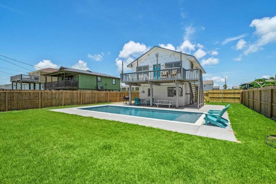 Jamaica Beach home with private pool, close to beach House in Jamaica Beach
