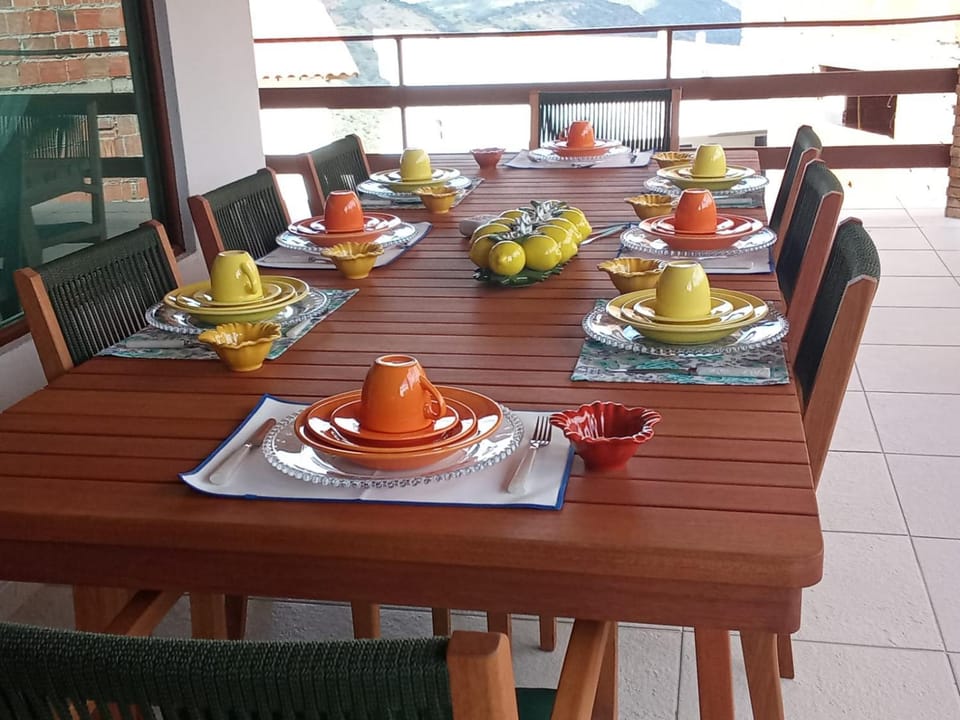 Dining area, Breakfast, Continental breakfast
