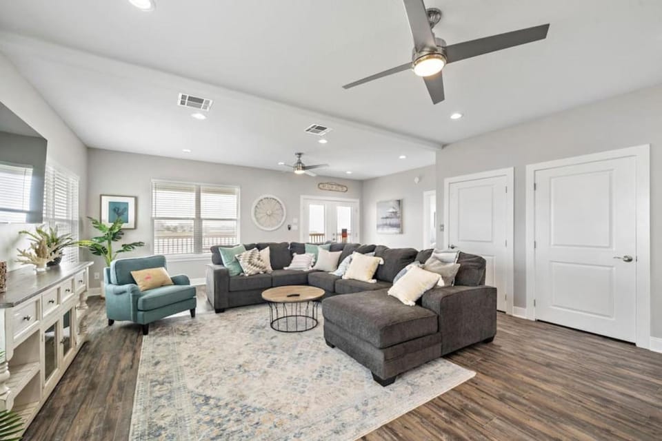 Bayfront Retreat w/ Private Boardwalk, Hot Tub, Fishing, & Sunset Views House in Hitchcock