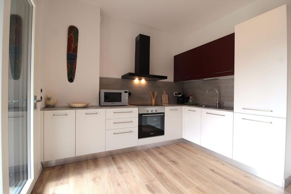 Spring, Summer, Kitchen or kitchenette, Autumn