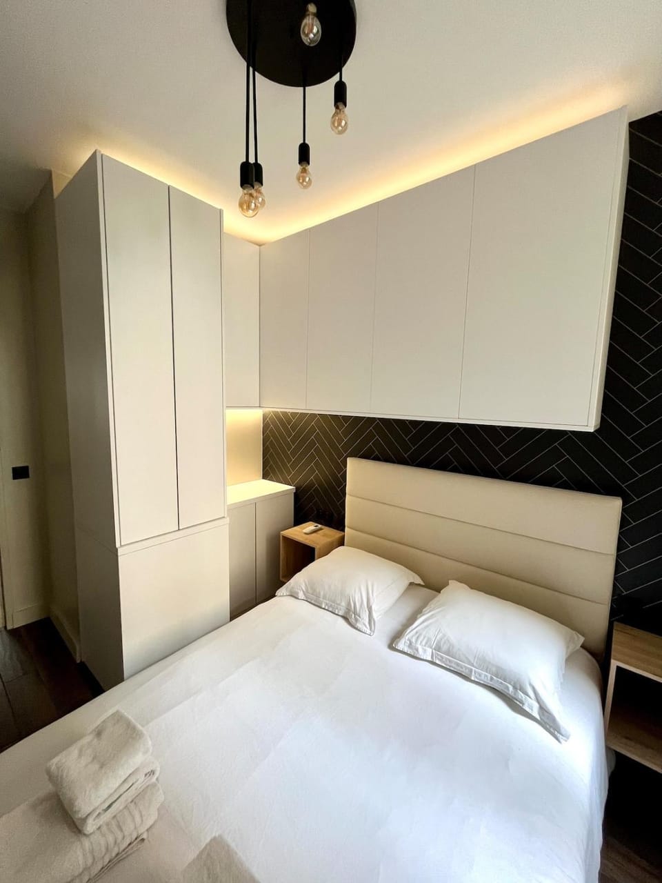 Bed, Bedroom, wardrobe