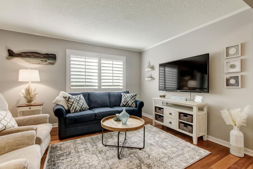 2 Bedroom 2 Bath with short walk to the beach House in Fernandina Beach