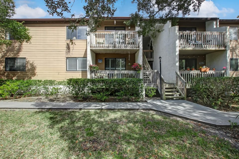 2 Bedroom 2 Bath with short walk to the beach House in Fernandina Beach