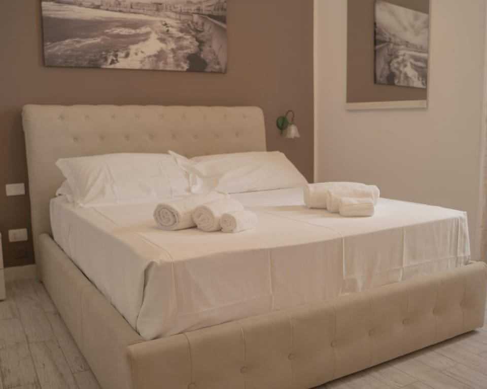 Damarete Apartment in Syracuse