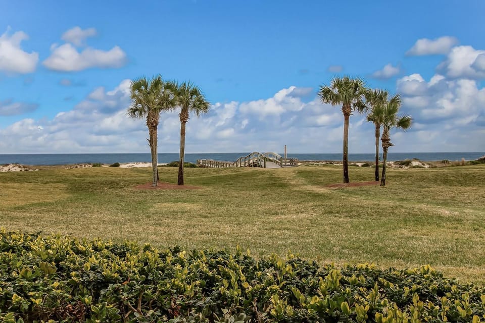 3 Bedroom Ocean Front Sailmaker Unit 601 House in Amelia Island