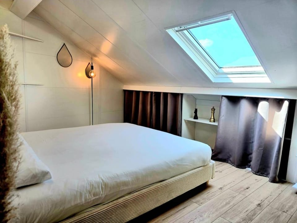 Mansarde Lumineuse - Nice Gare 2 pers Apartment in Nice