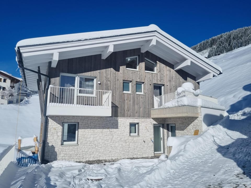 Property building, Natural landscape