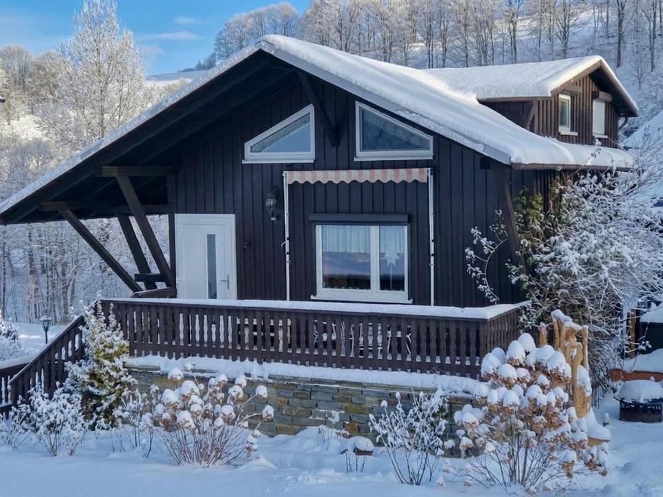 Property building, Winter