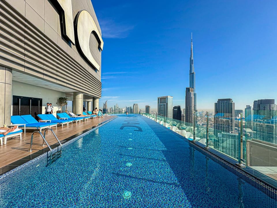 Pool view, Swimming pool