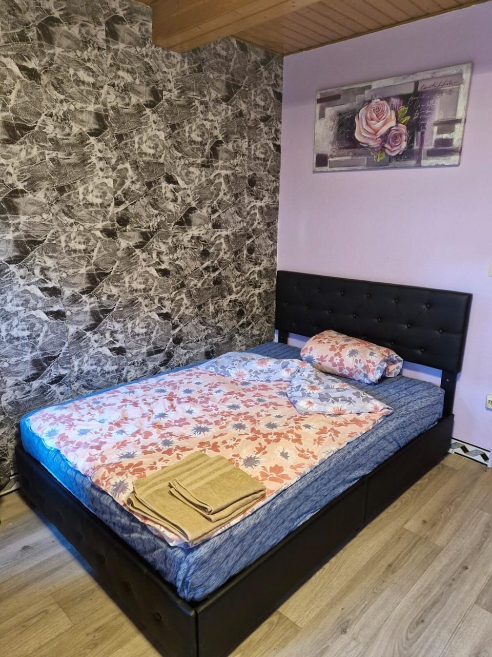 Zimmer 3 mit eigenem Bad & Eingang nähe Barmstedt Elmshorn Apartment in Schleswig-Holstein