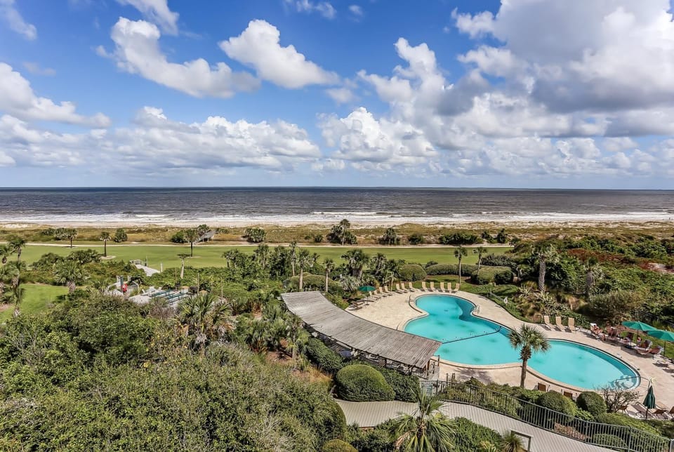 Oceanfront 3 Bedrooom Shipwatch Condo 1355 House in Amelia Island