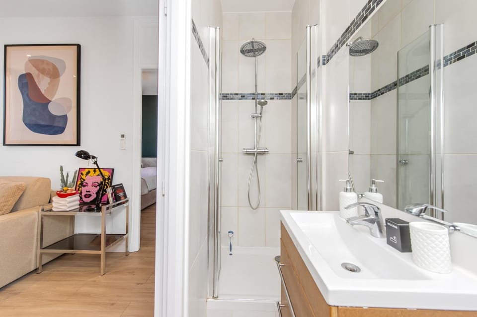 Charmant 2P à Roquebrune-Cap-Martin, plage & clim Apartment in Roquebrune-Cap-Martin