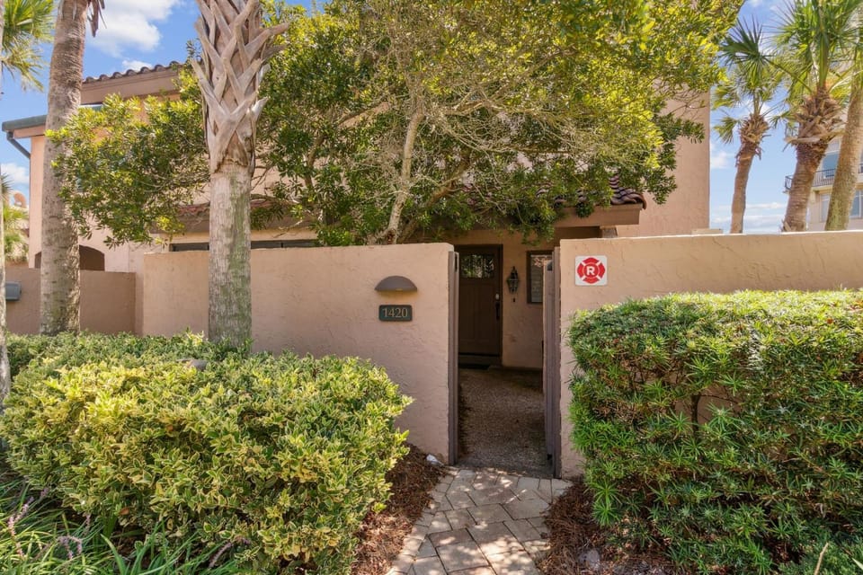 Windsong Ocean Front Four Bedroom Condo House in Amelia Island