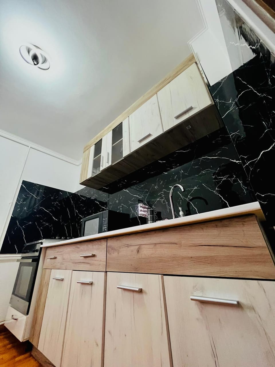 Kitchen or kitchenette, pet friendly, stove