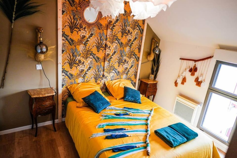 Luxury Marvel Studio - F2 Apartment in Île-de-France