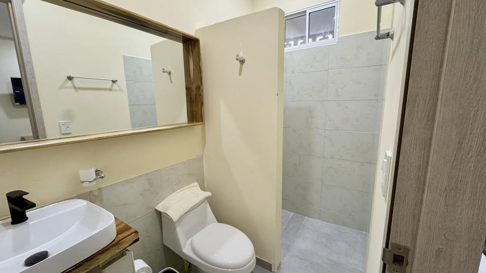 Nómada Private Rooms - Near Santa Marta Center Bed and Breakfast in Santa Marta