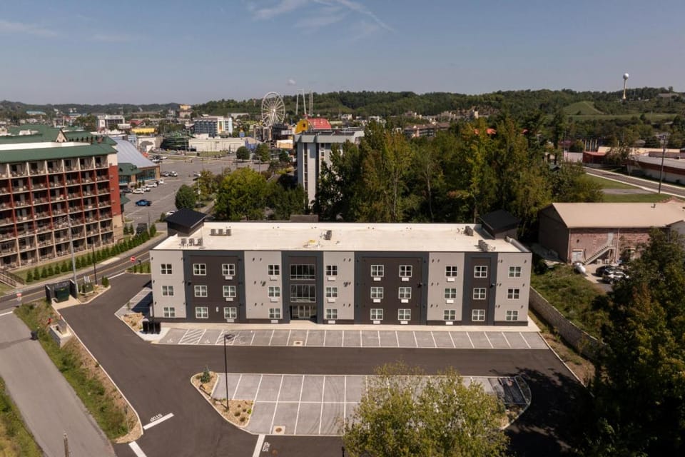 The Ruby 302 By Avada Properties Apartment in Pigeon Forge