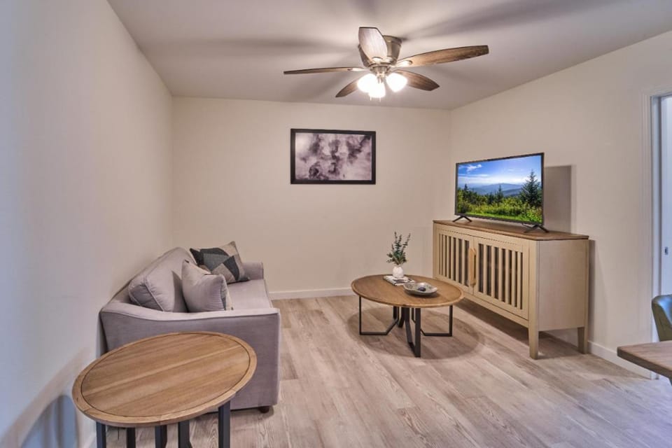 The Ruby 307 By Avada Properties Apartment in Pigeon Forge