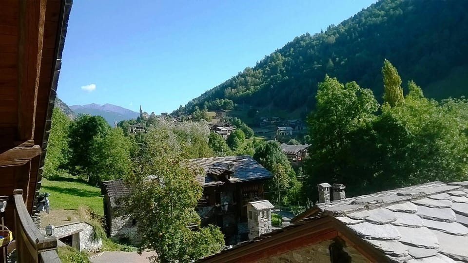 View (from property/room), Mountain view