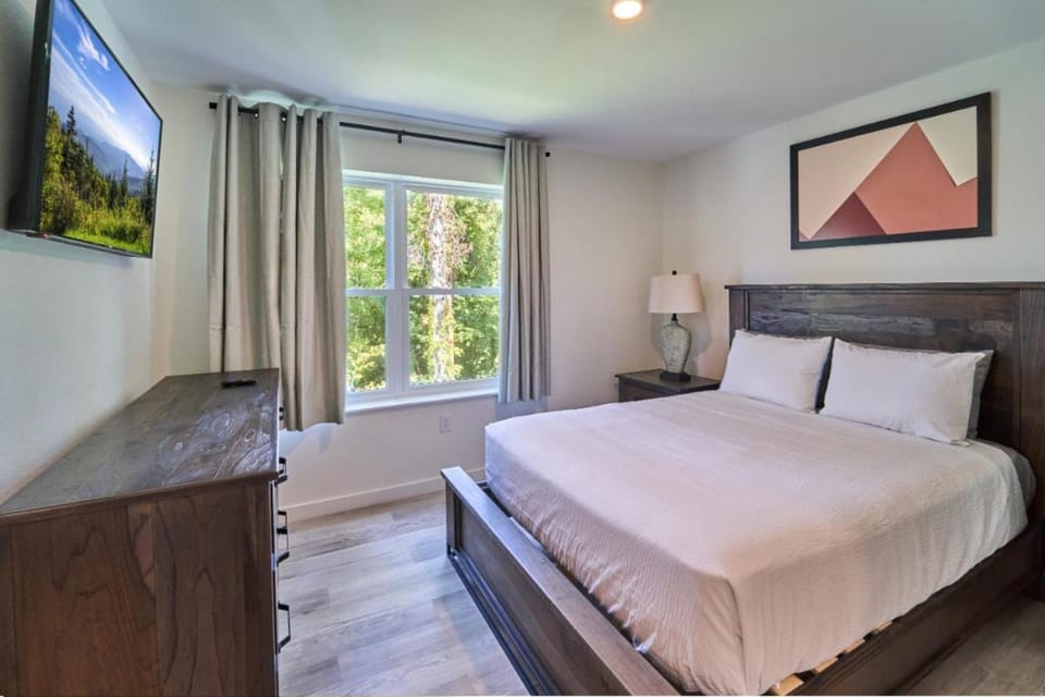 The Ruby 315 By Avada Properties Apartment in Pigeon Forge