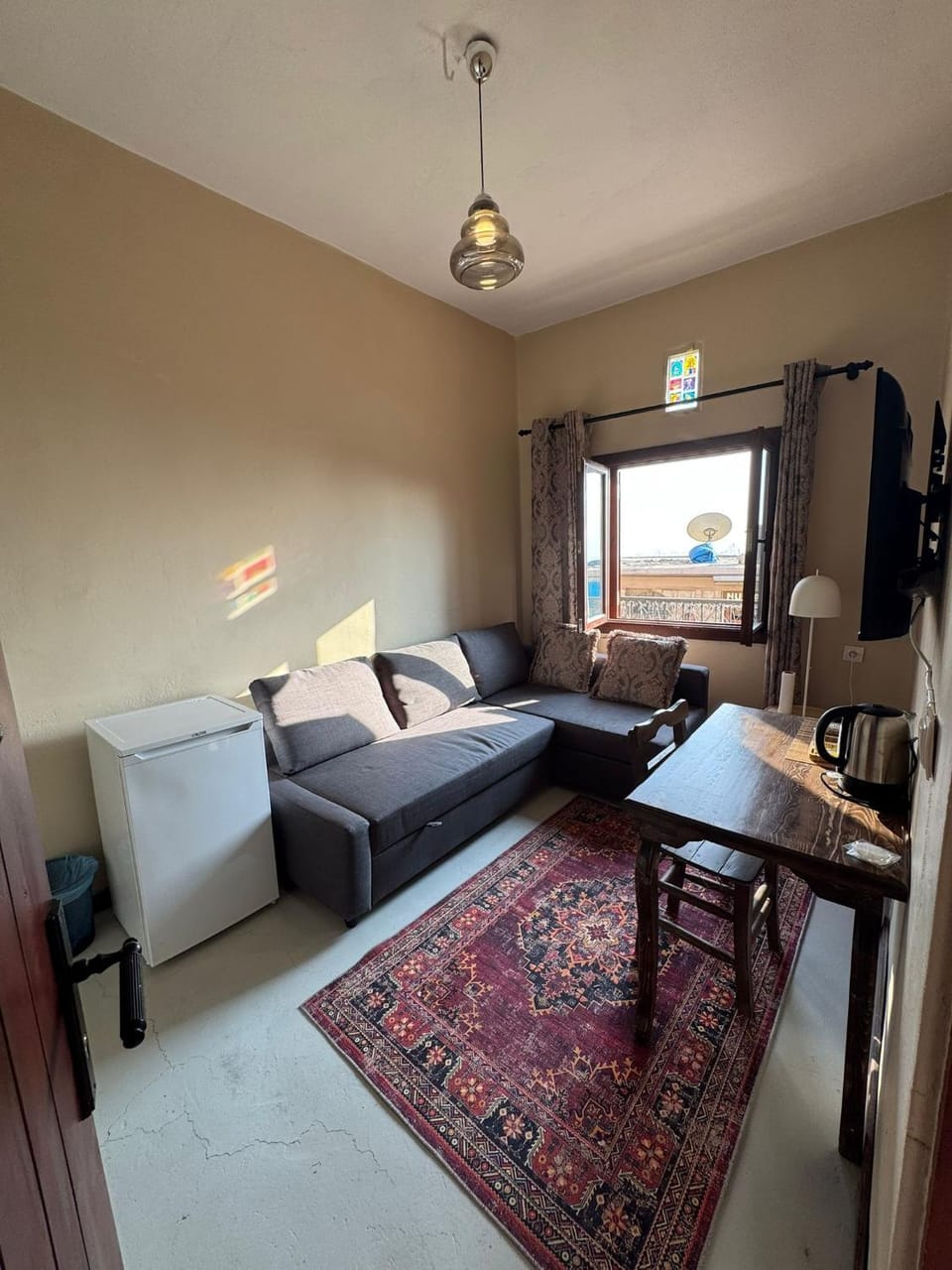 Living room, Bedroom
