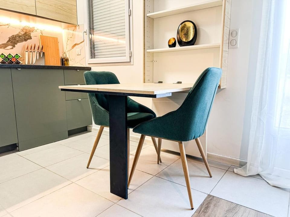 Studio Oasis Emeraude Apartment in Île-de-France