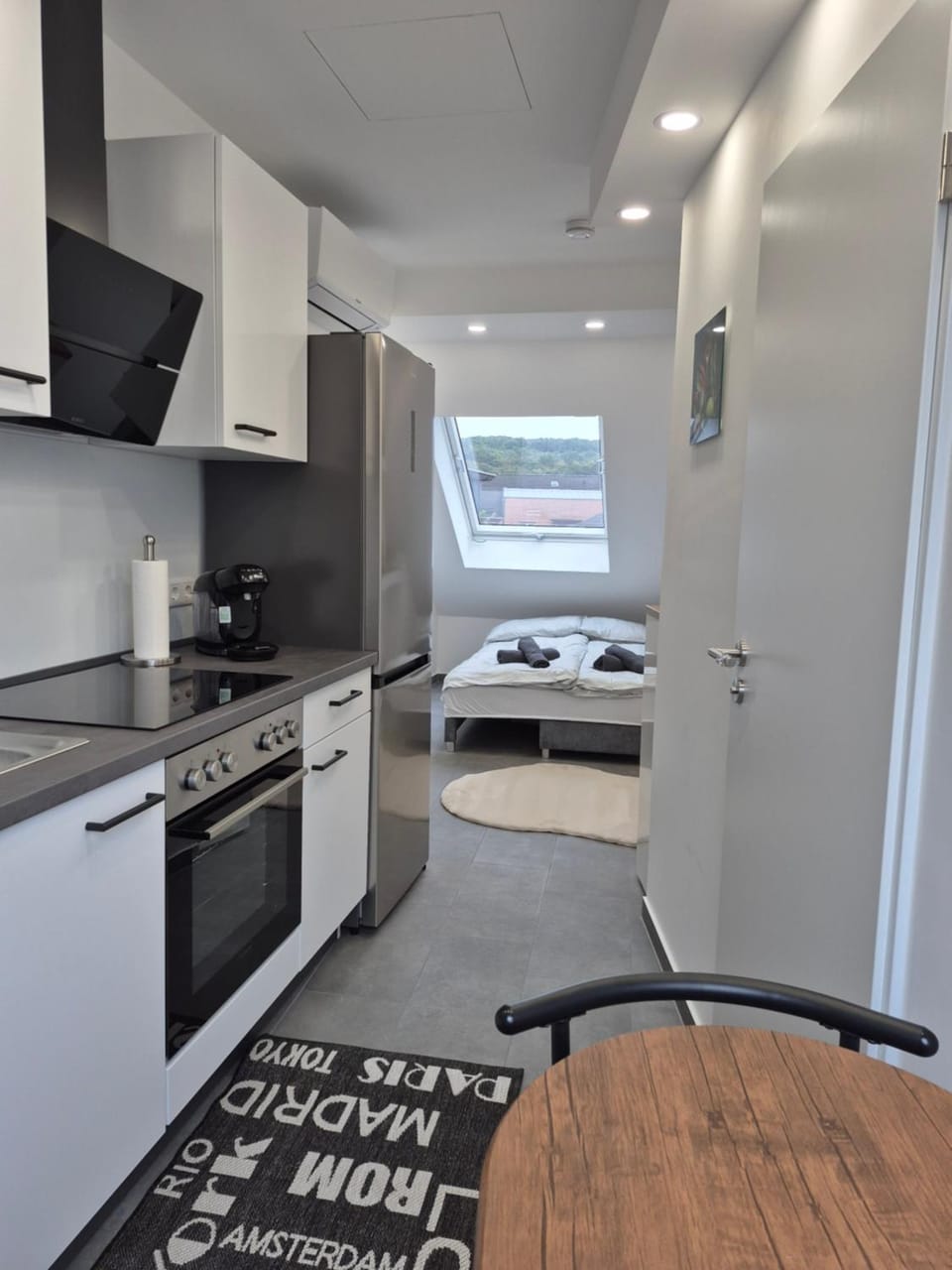 MG Studio Apartment in Dusseldorf