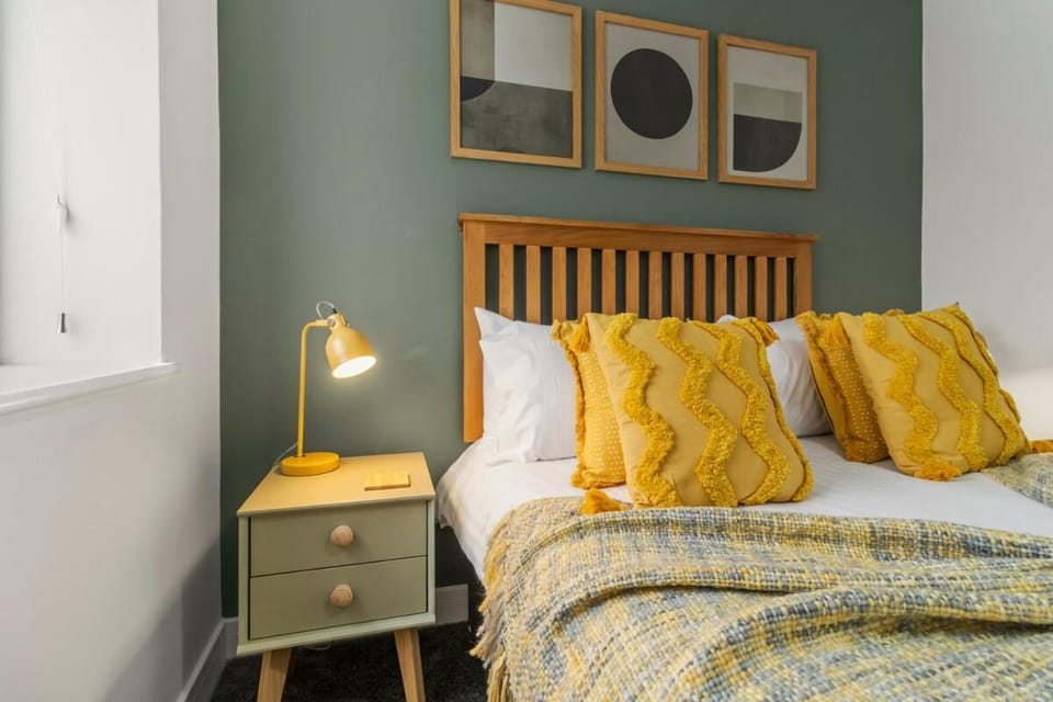 Perry - Stylish City Centre Apartment Apartment in Worcester