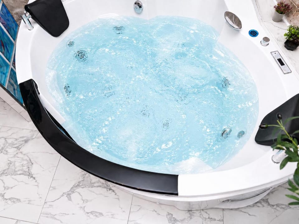 Valaoritou Luxury Jacuzzi by Dimcol 2 Apartment in Thessaloniki