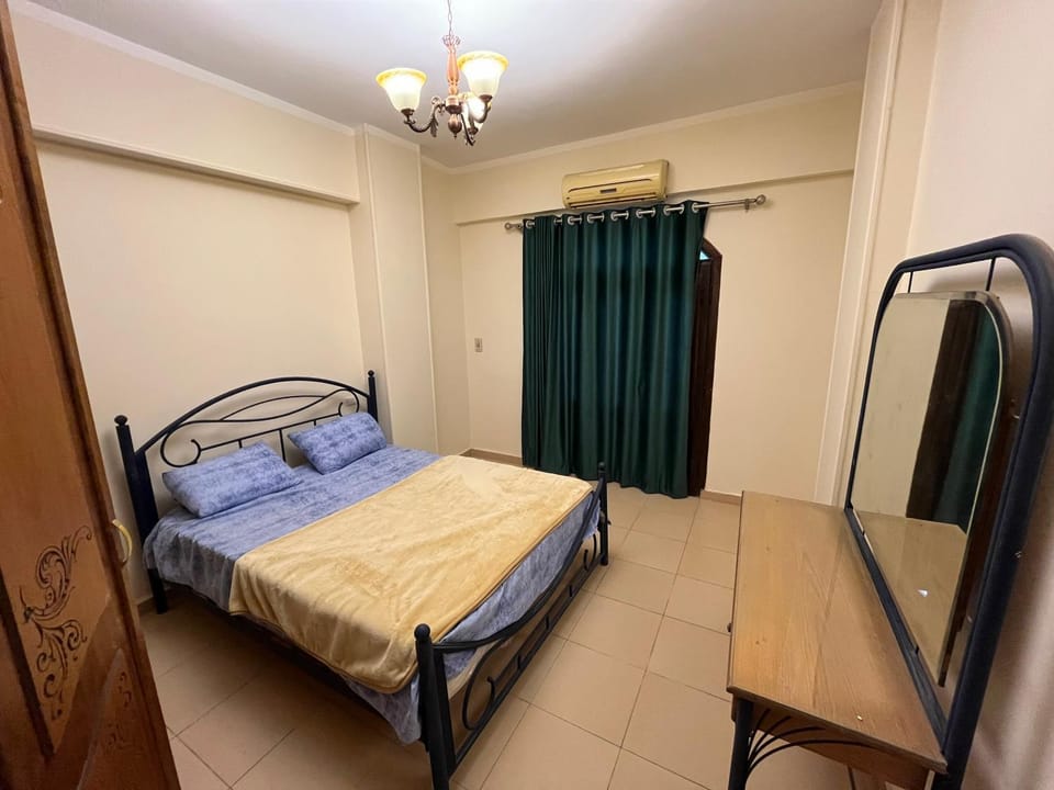 Bed, Photo of the whole room, Bedroom, towels, wardrobe, air conditioner