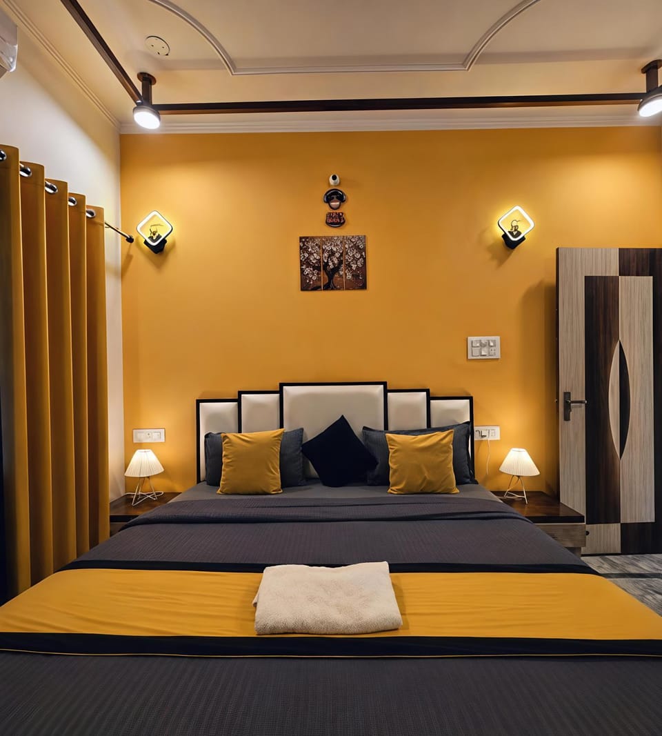 Bed, Bedroom, air conditioner