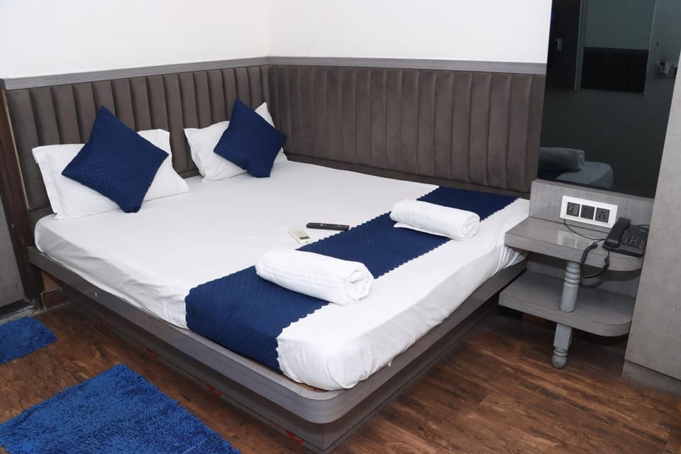 Bed, Balcony/Terrace, Bedroom
