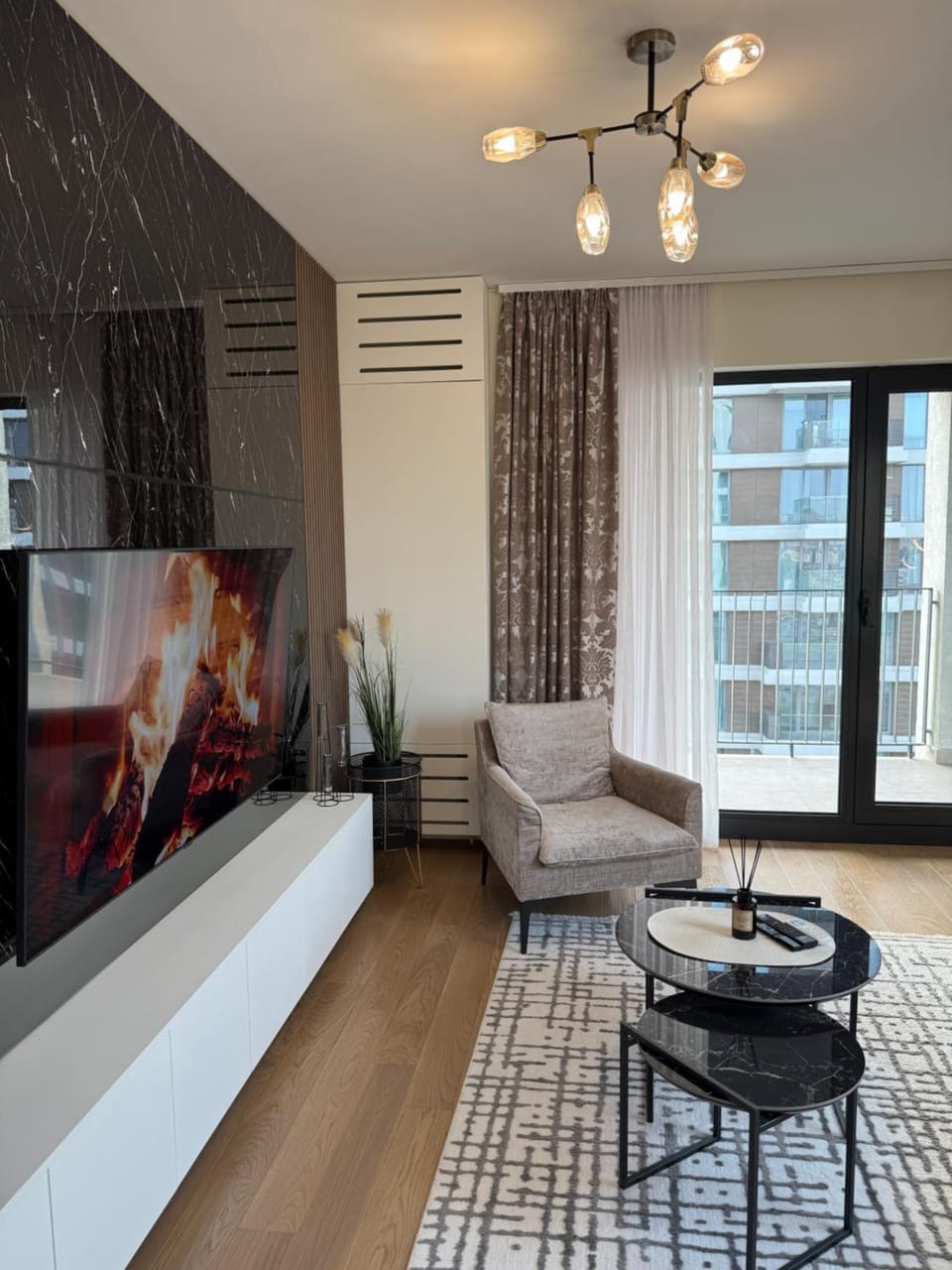 TV and multimedia, Living room, Seating area, River view