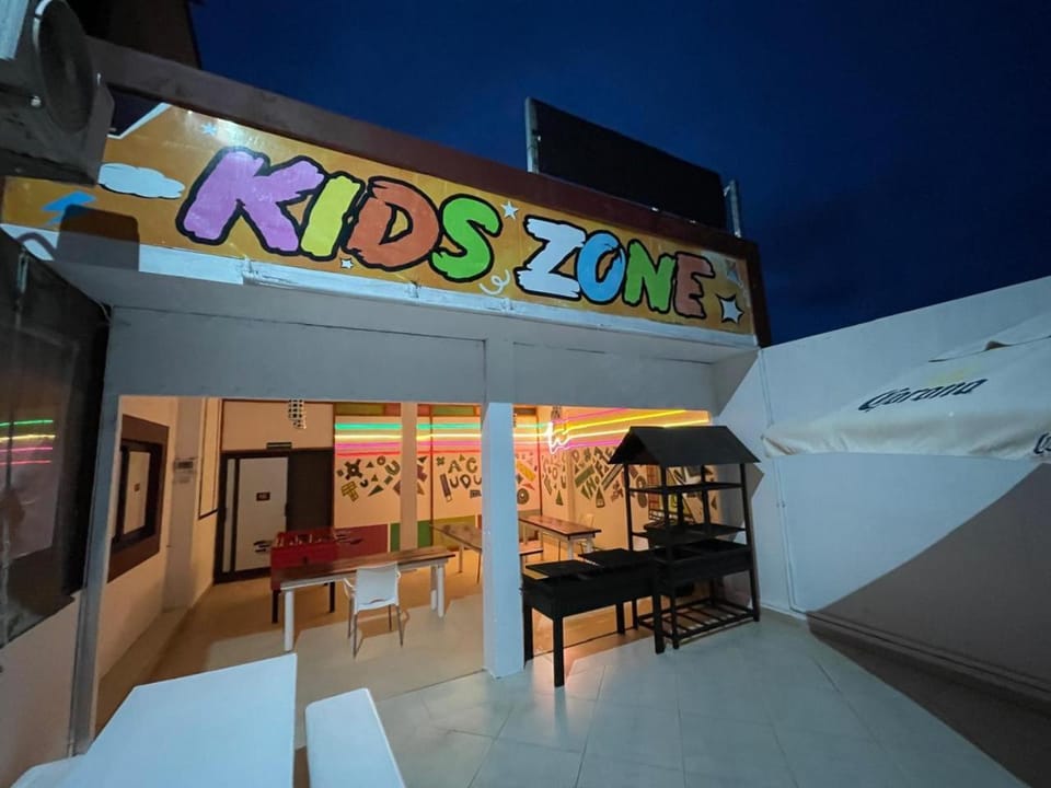 Kids's club